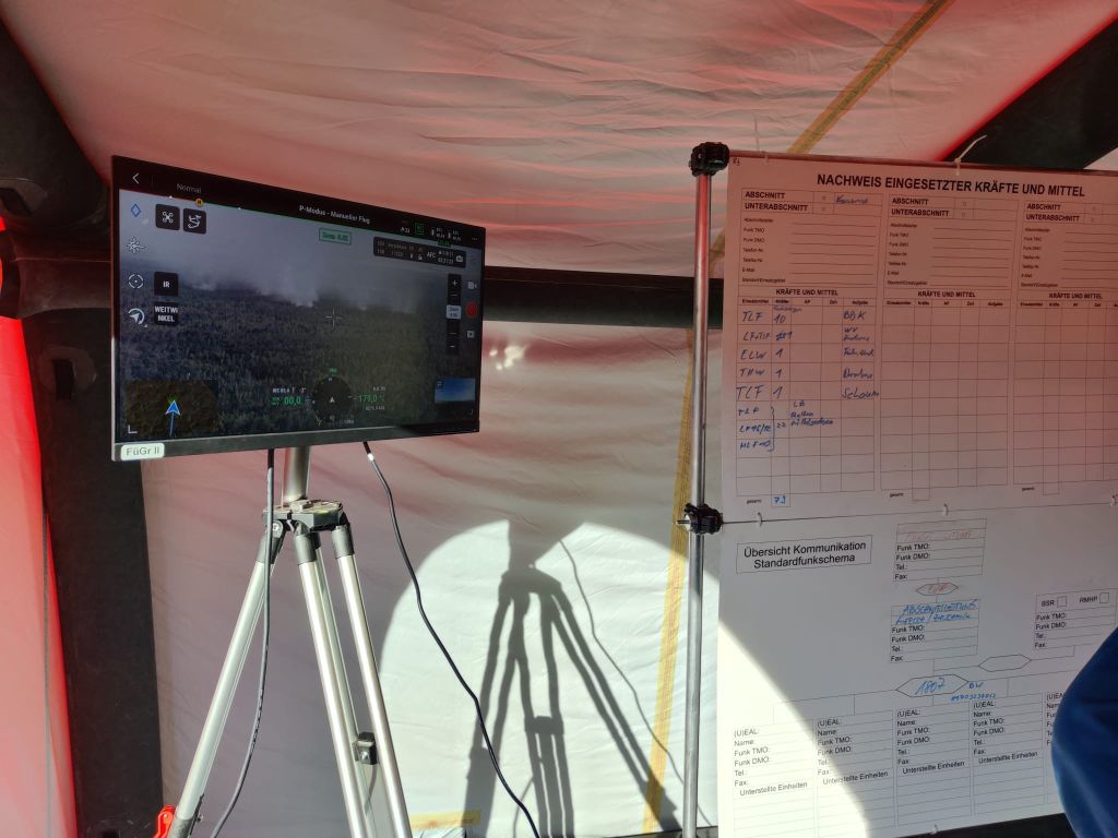 25 07 05 12 26 01 163b